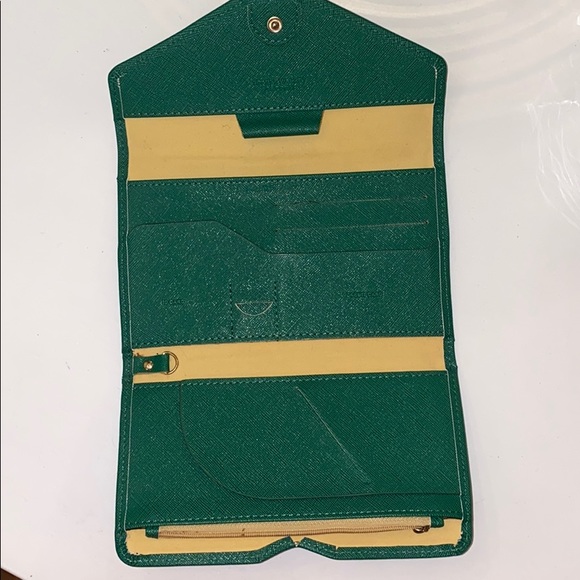 Travel wallet - Picture 3 of 3